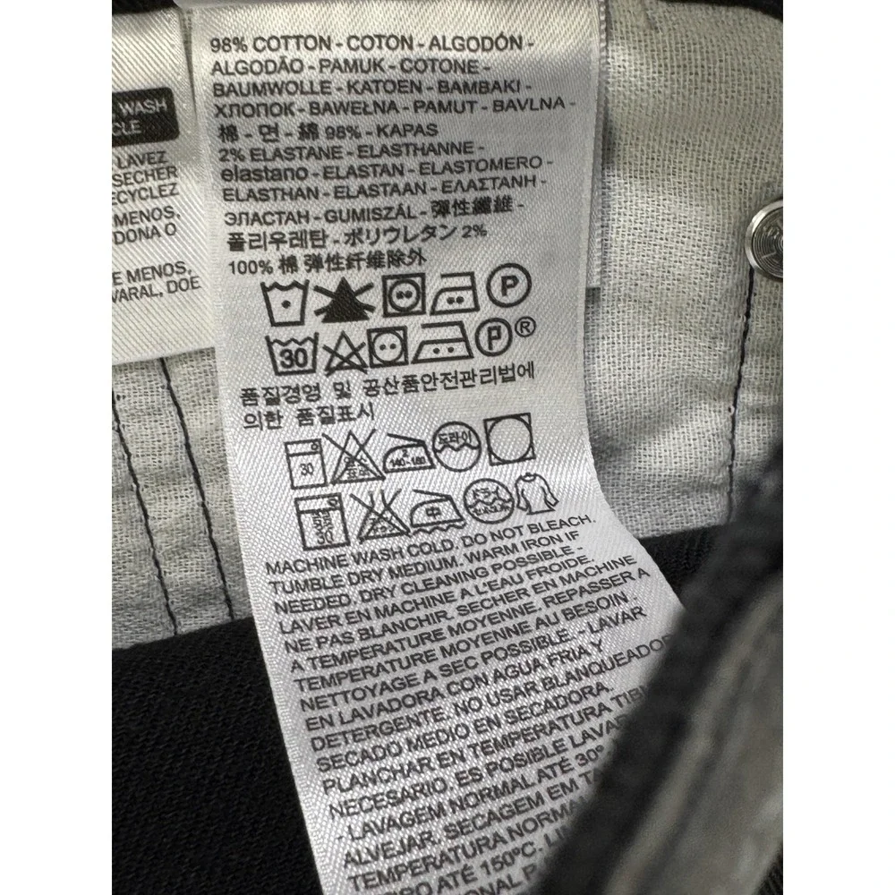 Levis levis 513